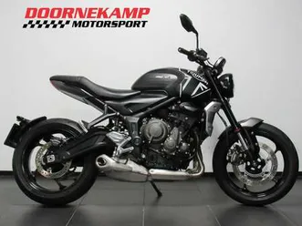 triumph trident 660 zwart