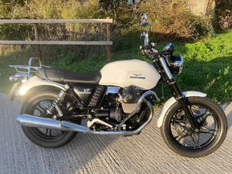 moto guzzi v7 stone 750, 2014, 16,773 miles, well looked after retro