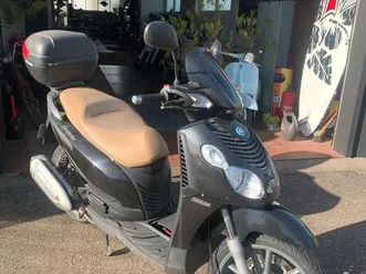 piaggio carnaby 125