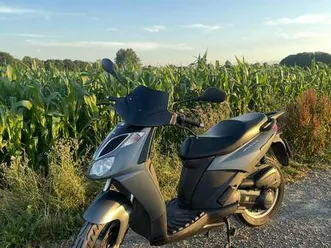 aprilia sportcity 125