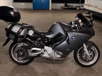 bmw f800st