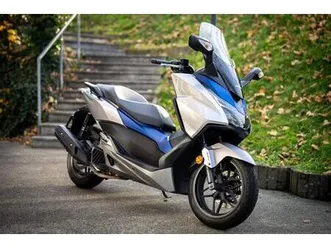 honda forza 125 roller scooter maxiscooter a1 b196