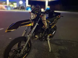 verkaufe meine beta rr 50 race 2024 (sehr guter zustand)