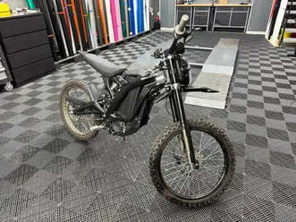 surron light bee l1e x elektro motorrad / bike 45km/h