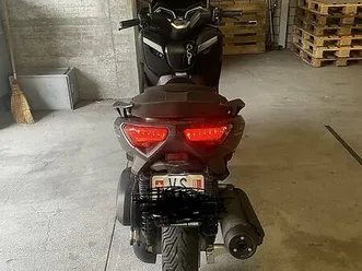 yamaha x-max roller 125 cc canton valais -