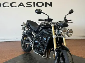 triumph street triple 660 a2