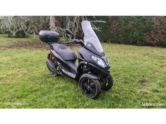 piaggio mp3 300 hpe – 2023 – 6300 km – excellent scooter 3 roues