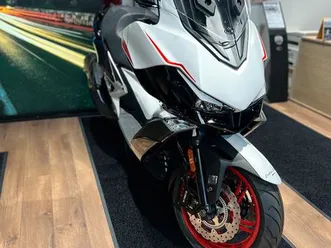 scooter kymco xciting 400 vs se