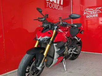 ducati streetfighter v4s