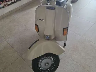 piaggio beige