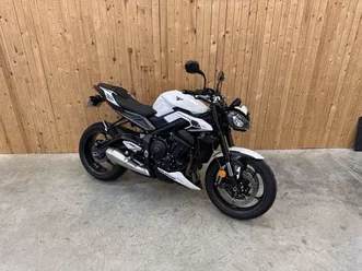 triumph street triple 765 r 2023 765 cm3 | moto roadster | 5 200 km | blanc | 26000 valence