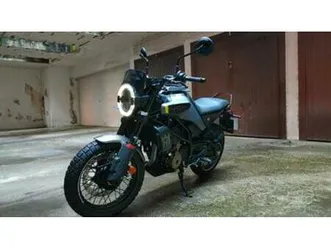 husqvarna svartpilen 401 - 2024