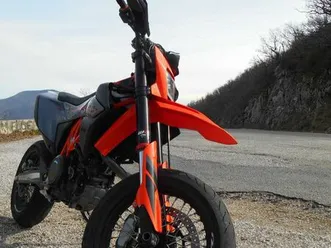 ktm 690 smc r 2022 a2