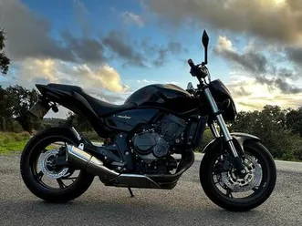 honda-cb600-hornet-sao-salvador-e-santa-maria