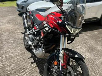 aprilia tuareg 660