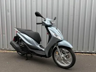 piaggio medley 125 e5+ silber vorführer nur 174km