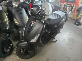 gts bravo snorfiets - nieuwstaat - 2024! — scooters | yamaha — marktplaats