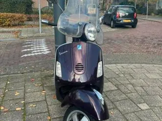 vespa gts 125cc 2 sleutels — scooters | vespa — marktplaats