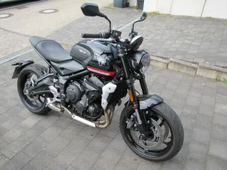 triumph trident 660