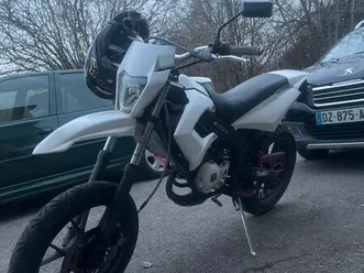 moto derbi senda euro3