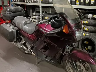 kawasaki gtr 2000 1000 cm3 | moto routière | 104 000 km | bordeaux | 28110 luce