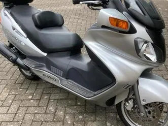 ② suzuki burgman