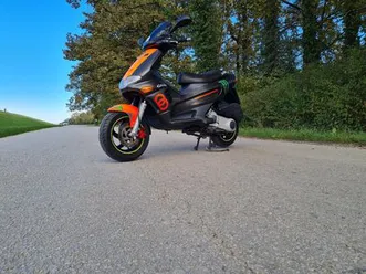 gilera runner 180 cm3, 2001 god.