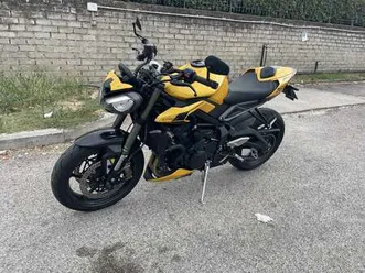 triumph street triple 765 rs