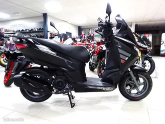 aprilia scooter sxr 50 noir 2023