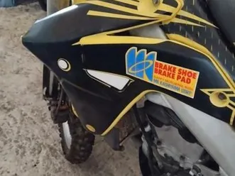 suzuki - rmz