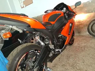 kawasaki - zx6r ninja