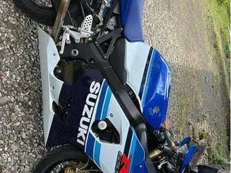 gsxr 750