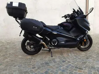 yamaha tmax 530 nero