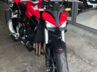 honda cb1000 hornet 2025 1000 cm3 | moto roadster | 1 407 km | rouge | 82000 montauban