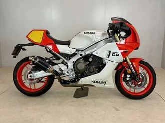 yamaha xsr 900 gp rood