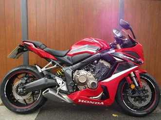 honda cbr 650r* one owner from new * 7800 miles * just had tyres and pads *