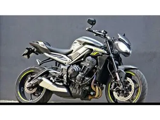 vendo triumph street triple 765 r (2023 - 25) usata a vicenza (codice 9877515) - moto.it