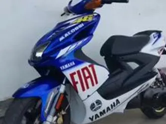 yamaha aerox 50 vr46 2011