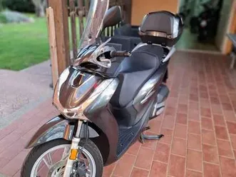 honda sh 150i grigio