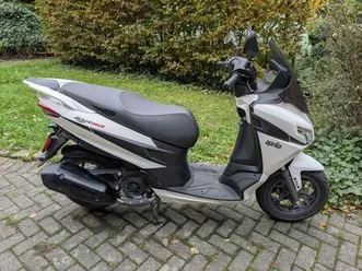 aprilia roller srx50