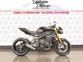 2023 triumph speed triple 1200 rs sapphire black