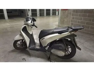 vendo honda sh 150 i abs (2013 - 16) usata a milano (codice 9876626) - moto.it