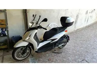 piaggio beverly 300 300 hpe bianco