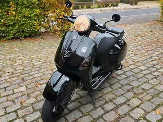 vespa gts 250