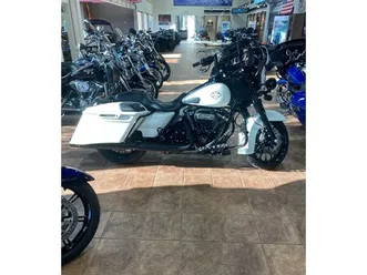 2018 harley-davidson® street glide® special