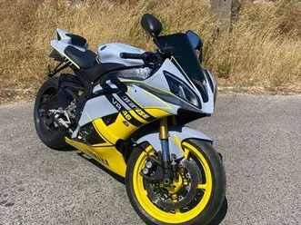 yamaha yzf r6 (rj15) pontinha e famões