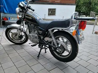 suzuki gn 250