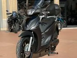 kymco people s 200i