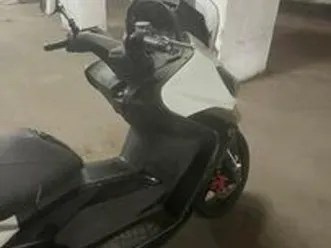 kymco xciting 300r anno 2010