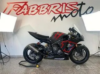 triumph daytona 765 moto2